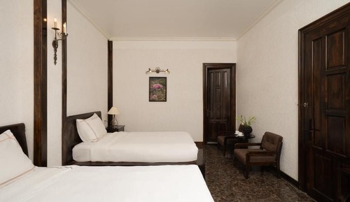 Habitación estándar con 1 cama doble o 2 individuales