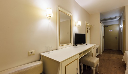 Habitación triple estándar, vistas al río