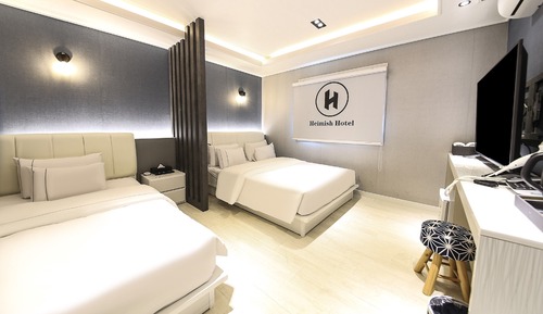 Habitación Deluxe con 2 camas individuales, vistas a la ciudad