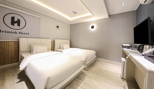 Habitación estándar con 2 camas individuales, vistas a la ciudad