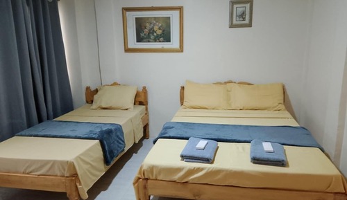Habitación superior con 1 cama doble o 2 individuales, 1 habitación