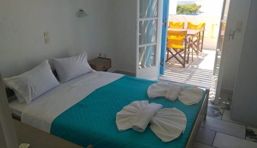 Apartamento clásico, balcón, vistas a la playa