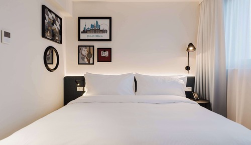Habitación, 1 cama de matrimonio grande con sofá cama
