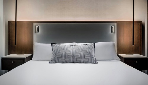 Suite ejecutiva, 1 cama de matrimonio grande, no fumadores, balcón (Hearing Accessible)