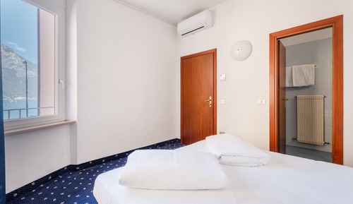 Habitación con 1 cama doble o 2 individuales