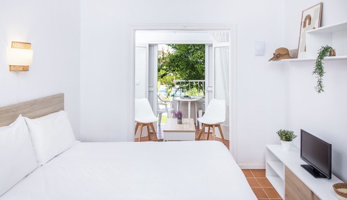 Estudio, en la zona del jardín