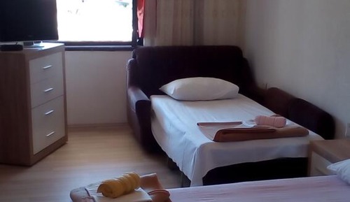 Apartamento (One Bedroom with Terrace and Sea View)