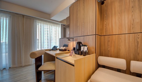 Suite ejecutiva, balcón