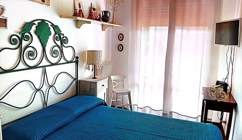 Habitación cuádruple clásica, vistas al jardín