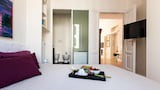 Design Apartment, 2 Bedrooms, Private Bathroom, City View