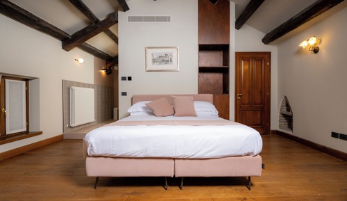 Habitación superior, vistas a la ciudad