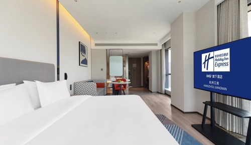 Habitación estándar, 1 cama de matrimonio grande, vistas al río (Extra Floor Space)