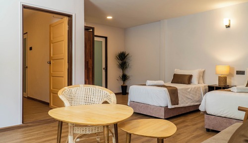 Suite familiar, vistas al jardín