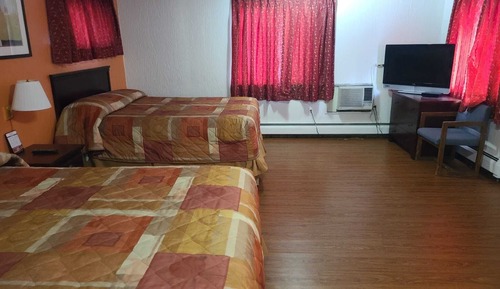 Habitación con 1 cama doble o 2 individuales, varias camas, accesible para personas con discapacidad