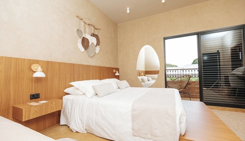 Habitación triple Deluxe, varias camas, no fumadores