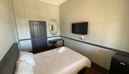 Habitación estándar, 1 cama doble, no fumadores, balcón