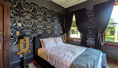 Habitación romántica, 1 cama de matrimonio, vistas al jardín