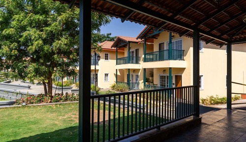 Winter Green Premium Cottage