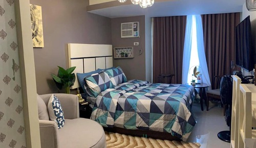 Apartamento Royal, 1 cama de matrimonio, acceso a la piscina, vistas a la ciudad