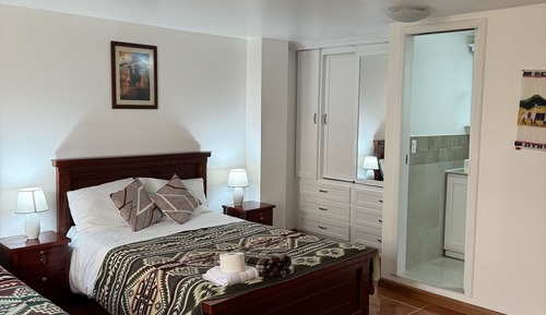Habitación Confort con 1 cama doble o 2 individuales