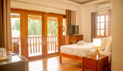 Habitación Deluxe doble, 1 habitación, no fumadores, vistas al jardín