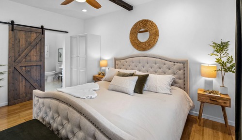 Dream Cottage 1