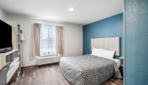 Habitación económica, 1 cama de matrimonio, no fumadores (Accessible Tub)