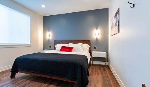 An American in Paris: Accessible King Suite, Ocean View