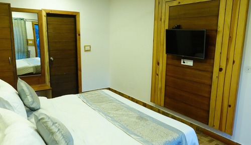 Habitación ejecutiva, 1 cama de matrimonio, vistas al valle