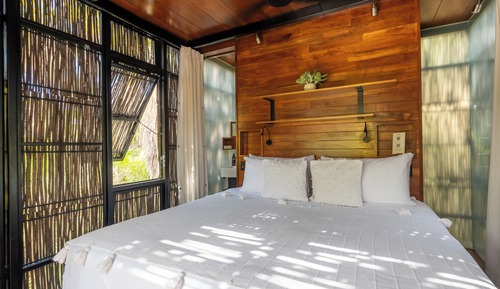 Casa Deluxe en un árbol, varias habitaciones, vistas al jardín