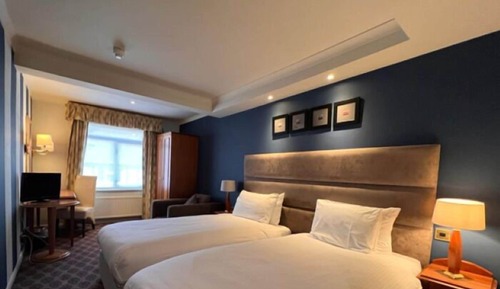 Habitación estándar con 1 cama doble o 2 individuales