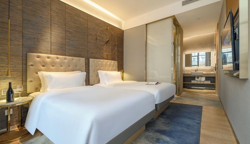 Habitación romántica con 2 camas individuales
