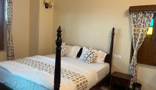 Deluxe Double Room, City View