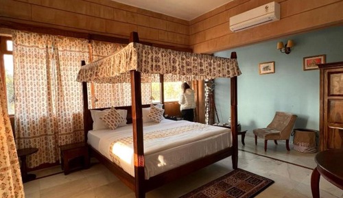 Superior Double Room, City View