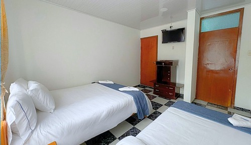 Habitación con 1 cama doble o 2 individuales