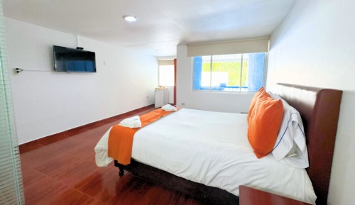 Habitación doble, balcón, vistas a la piscina