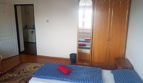 Habitación económica con 2 camas individuales, frigorífico, vistas al patio