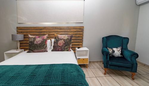 Apartamento de lujo, vistas al jardín