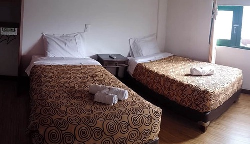 Habitación estándar, 2 camas individuales, baño privado, en una planta alta