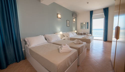 Habitación cuádruple superior