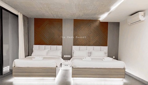 Habitación Deluxe con 2 camas individuales, balcón, vistas a la montaña