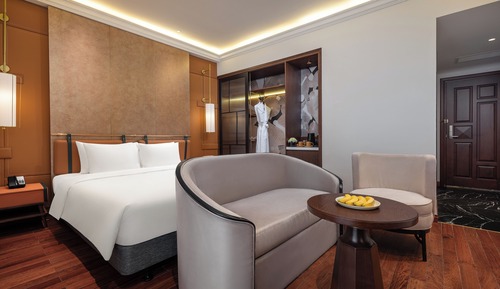 Habitación Premier con 1 cama doble o 2 individuales (Premier Balcony Room)