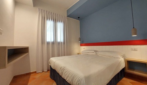 Apartamento superior, patio, planta baja