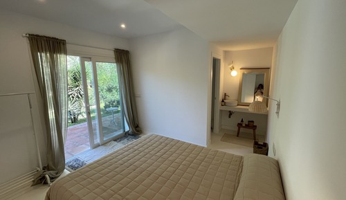 Habitación panorámica, vistas al jardín