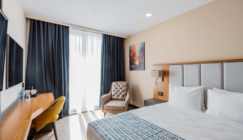 Habitación estándar, 1 cama de matrimonio, no fumadores, balcón