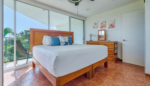 Apartamento tradicional, balcón, vistas al jardín