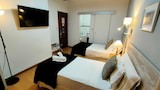 Double Room (Interior)