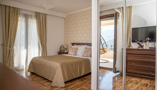 Estudio, vistas al mar