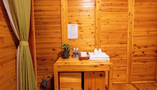 Habitación superior, baño privado, vistas a la montaña