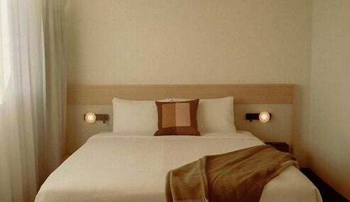 Family Loft Suite with Queen and Bunk